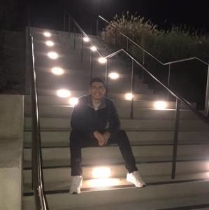 Meet your Posher, Daniel